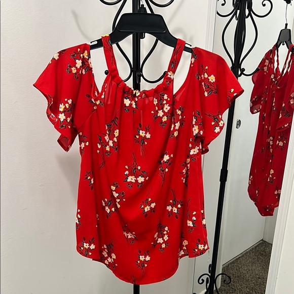 Sienna Sky Red Floral Blouse - Picture 5 of 8